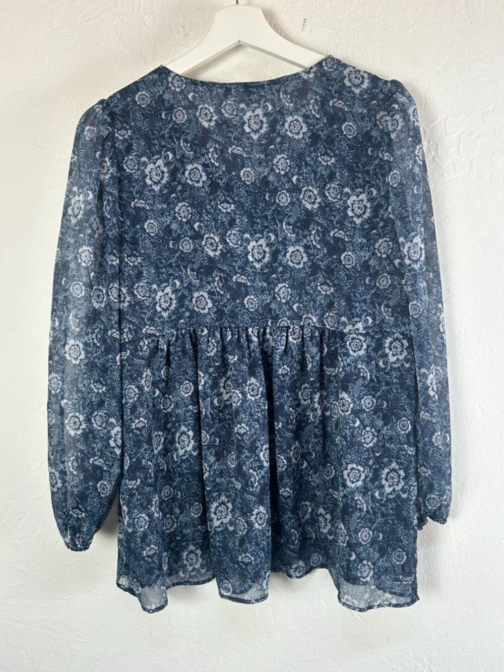 Lucky Brand Womens Blue Floral Boho Sheer Long Sleeve Tunic Top Medium Casual - Picture 3 of 8